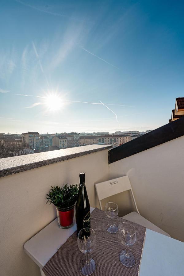 Stagabin La Mansarda Panoramica Un Rifugio Di Eleganza E Tranquillita Daire Torino Dış mekan fotoğraf